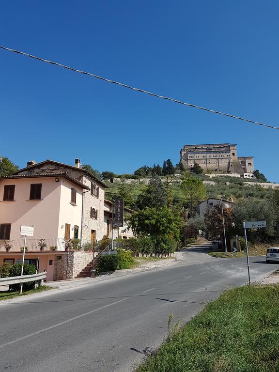 Hotel Ponte San Vittorino Asís Exterior foto